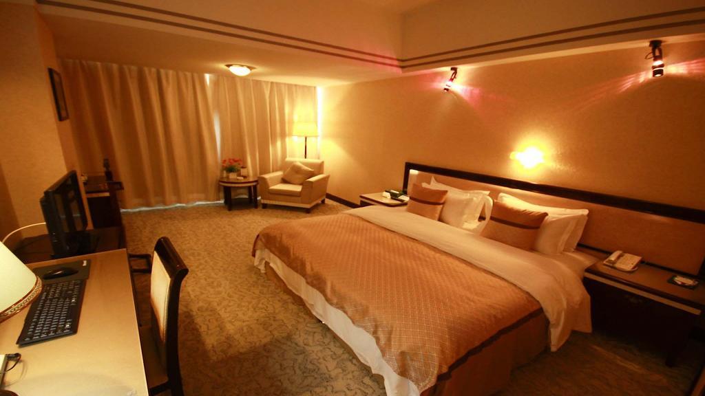Kunming Zhongyu Hotel Екстер'єр фото